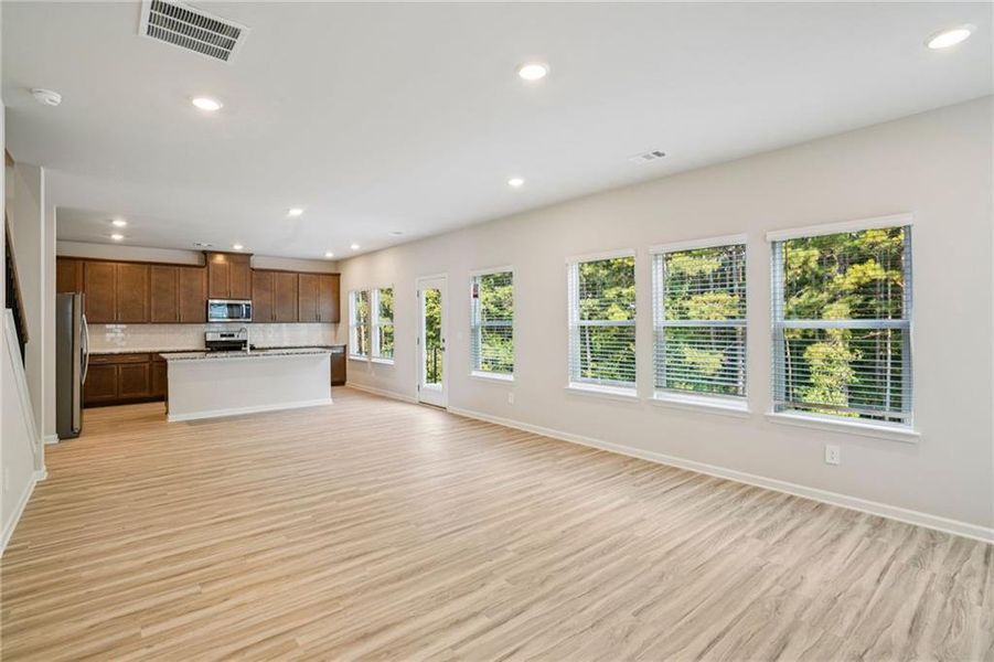 Spacious, unfurnished interior of a new home in Ivey Township, Dallas (Image 19). Spacious, unfurnished interior of a new home in Ivey Township, Dallas (Image 19).