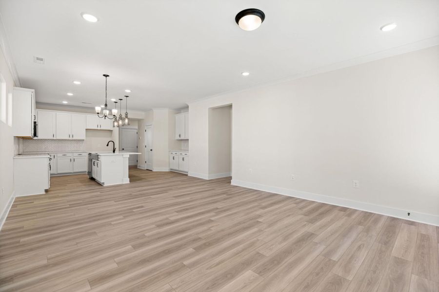 Spacious, unfurnished interior of a new home in Harbor Crossing, Greensboro (Image 27).