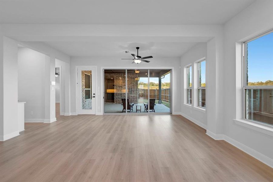 Spacious, unfurnished interior of a new home in Elements at Viridian - Traditional Series, Arlington (Image 27).