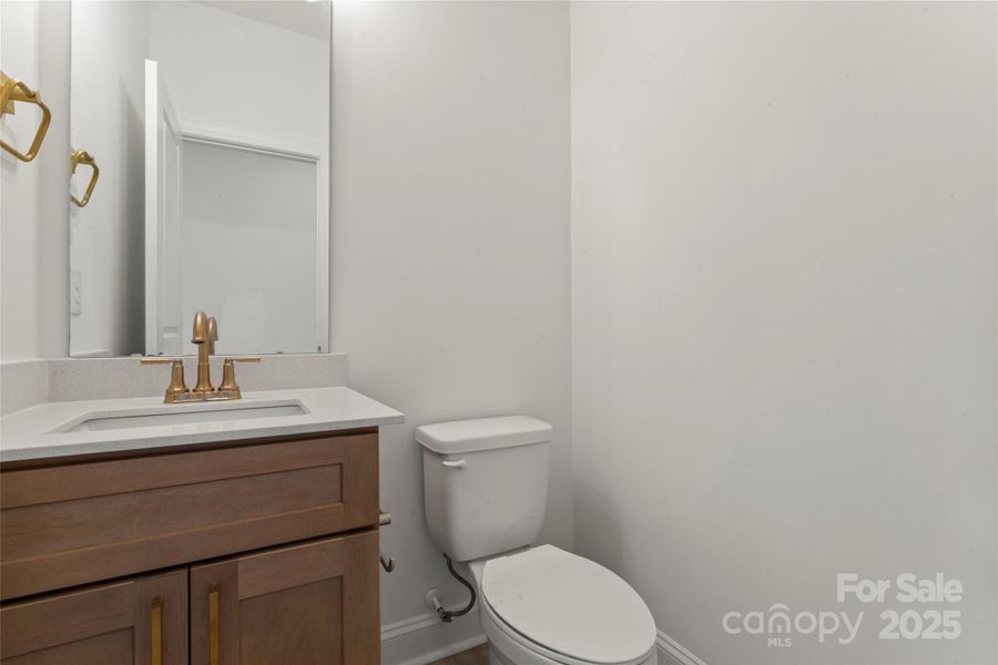 Furnished interior view inside a new home in , Harrisburg (Image 8).