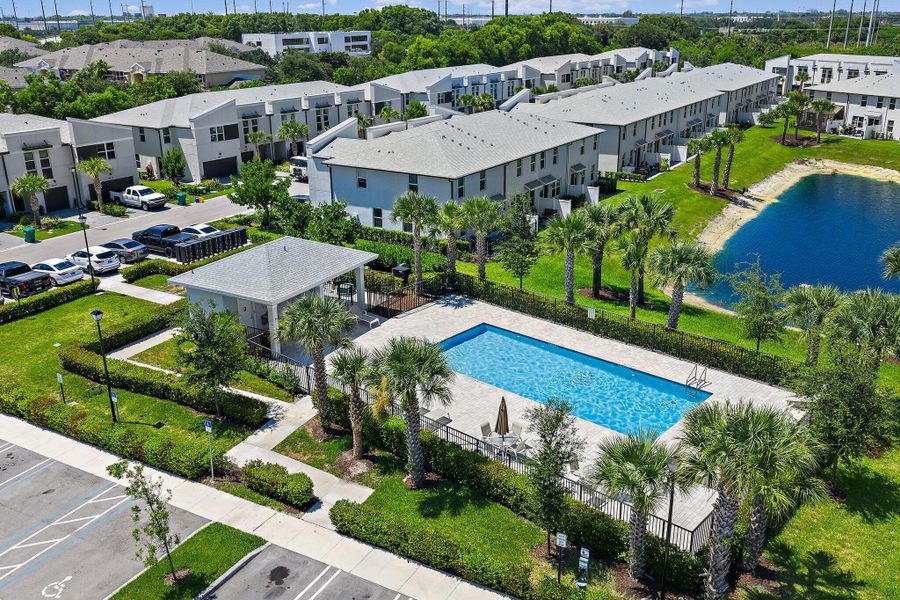 Image 41 of a home in Enclave at Mangonia Park.