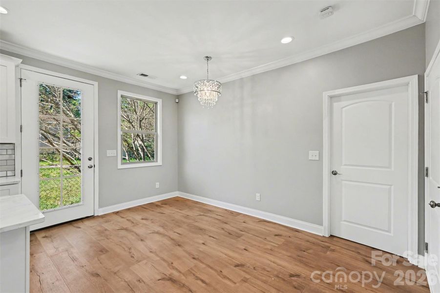 Spacious, unfurnished interior of a new home in , Charlotte (Image 15).