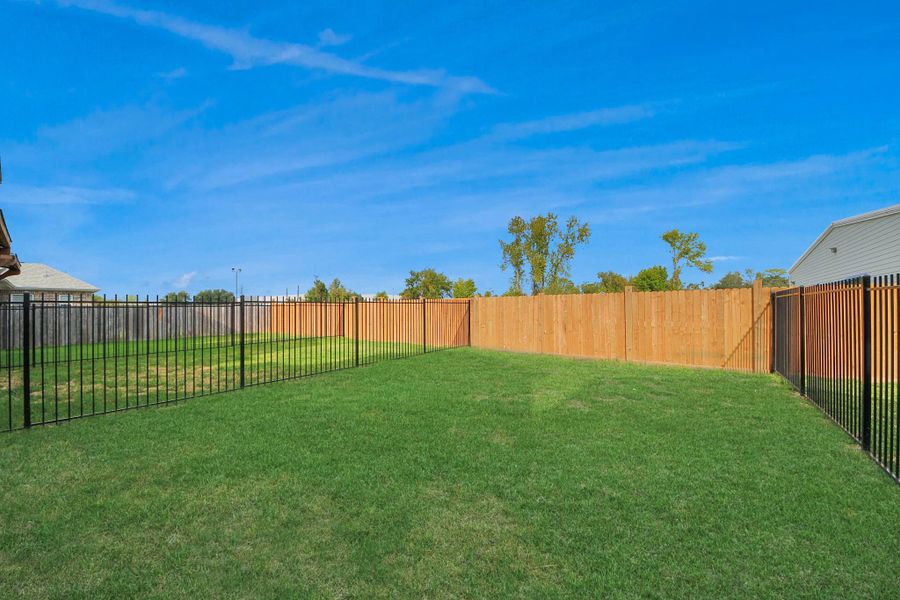 Exterior details and patio area of a home in , Houston (Image 4).