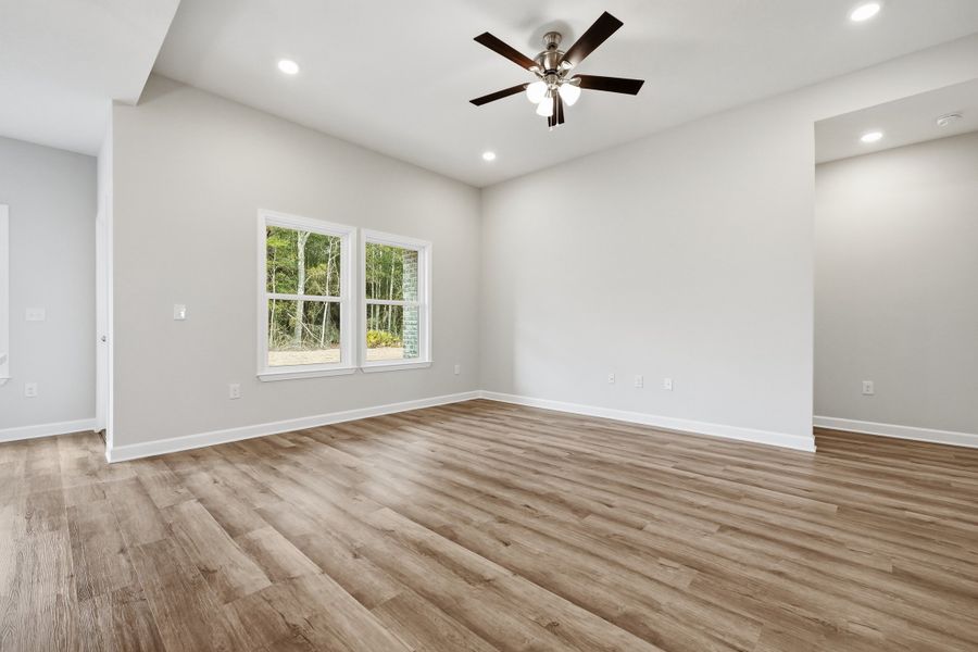 Spacious, unfurnished interior of a new home in Southern Charm, Crestview (Image 29).