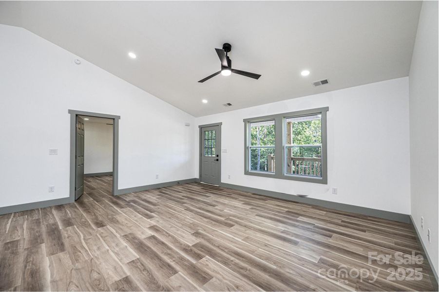 Image 17 of a home in .