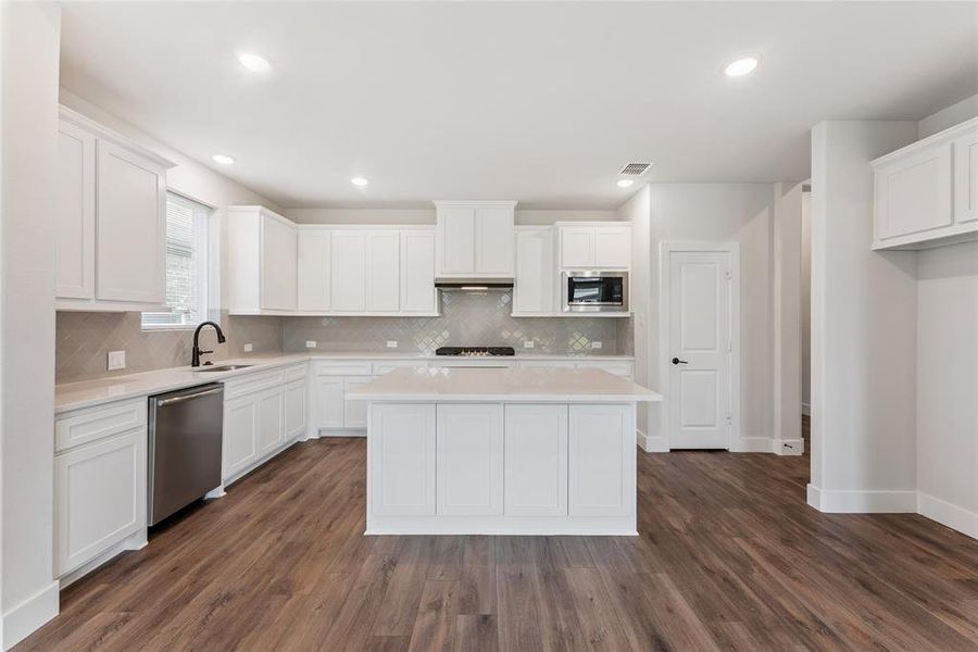 Furnished interior view inside a new home in , Celina (Image 4).