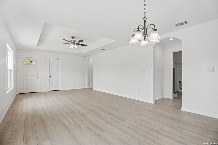 Spacious, unfurnished interior of a new home in , San Antonio (Image 24).