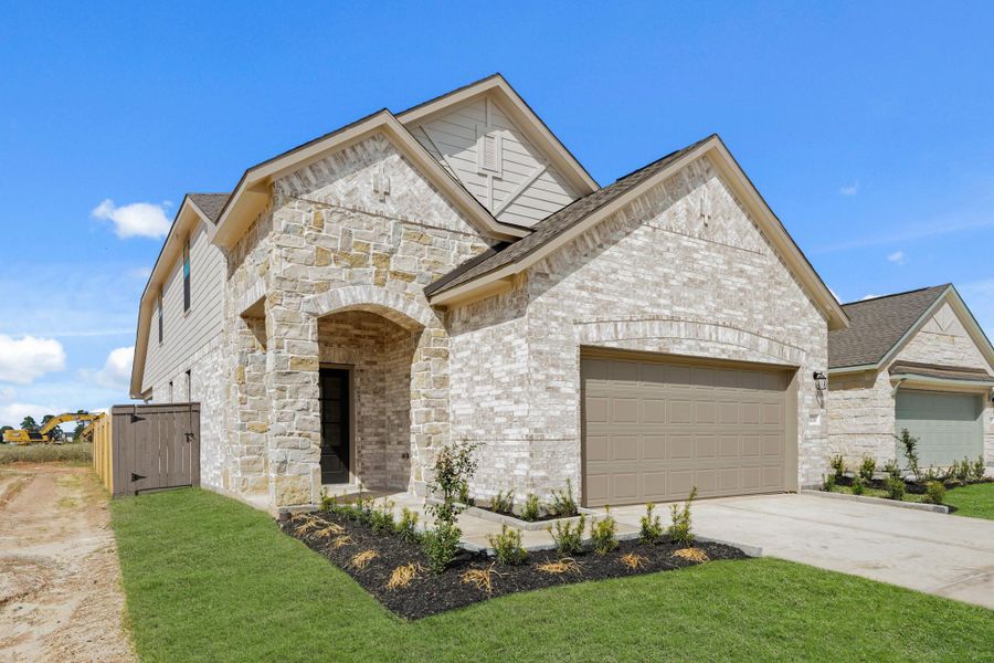 Welcome home to 21710 Whielden Heights Way located in the community of Emory Glen and zoned to Magnolia ISD. Welcome home to 21710 Whielden Heights Way located in the community of Emory Glen and zoned to Magnolia ISD.