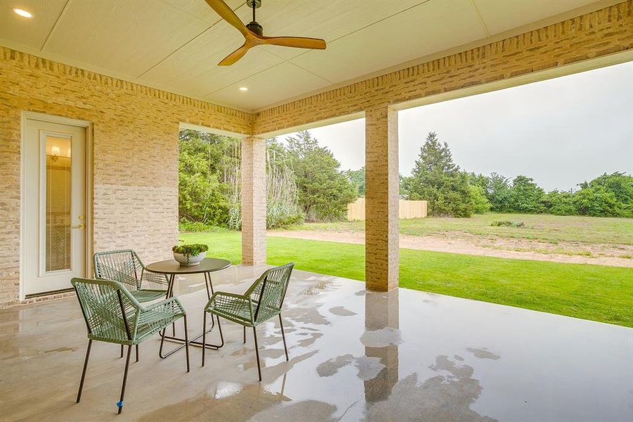Exterior details and patio area of a home in , Burleson (Image 23).