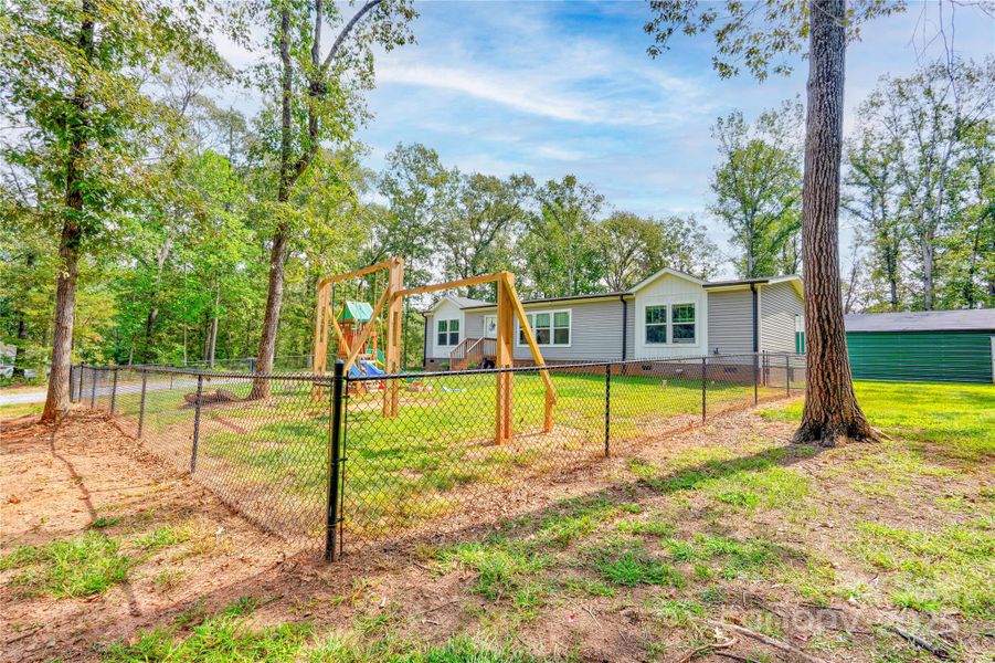 Image 26 of a home in .