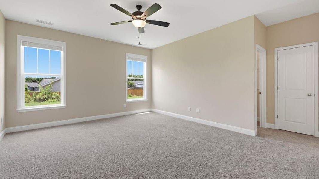 Spacious, unfurnished interior of a new home in Palmetto Valley, Anderson (Image 30). Spacious, unfurnished interior of a new home in Palmetto Valley, Anderson (Image 30).