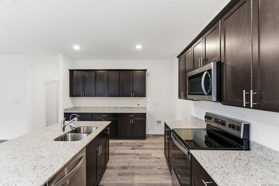 Furnished interior view inside a new home in The Overlook at Creekside, New Braunfels (Image 24).