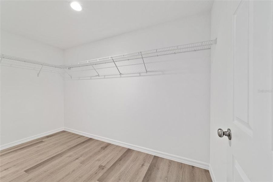 Spacious, unfurnished interior of a new home in , Dunnellon (Image 32). Spacious, unfurnished interior of a new home in , Dunnellon (Image 32).