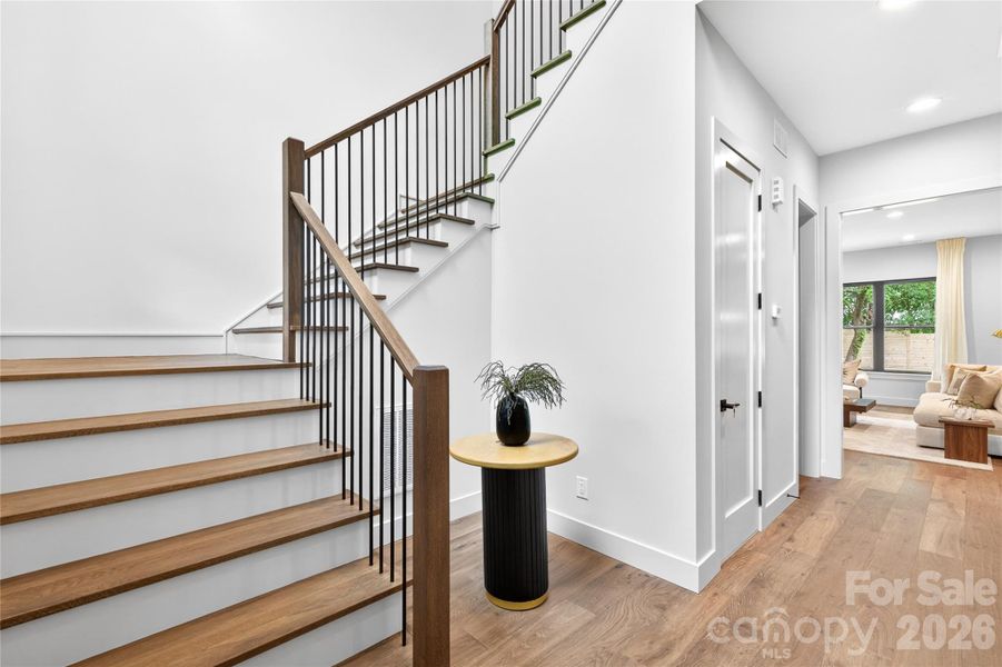 Custom-made open staircase