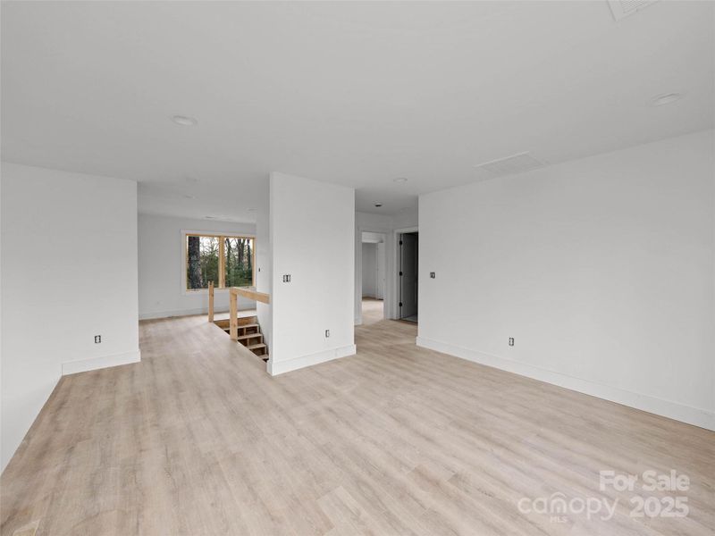 Spacious, unfurnished interior of a new home in , Lake Toxaway (Image 16). Spacious, unfurnished interior of a new home in , Lake Toxaway (Image 16).
