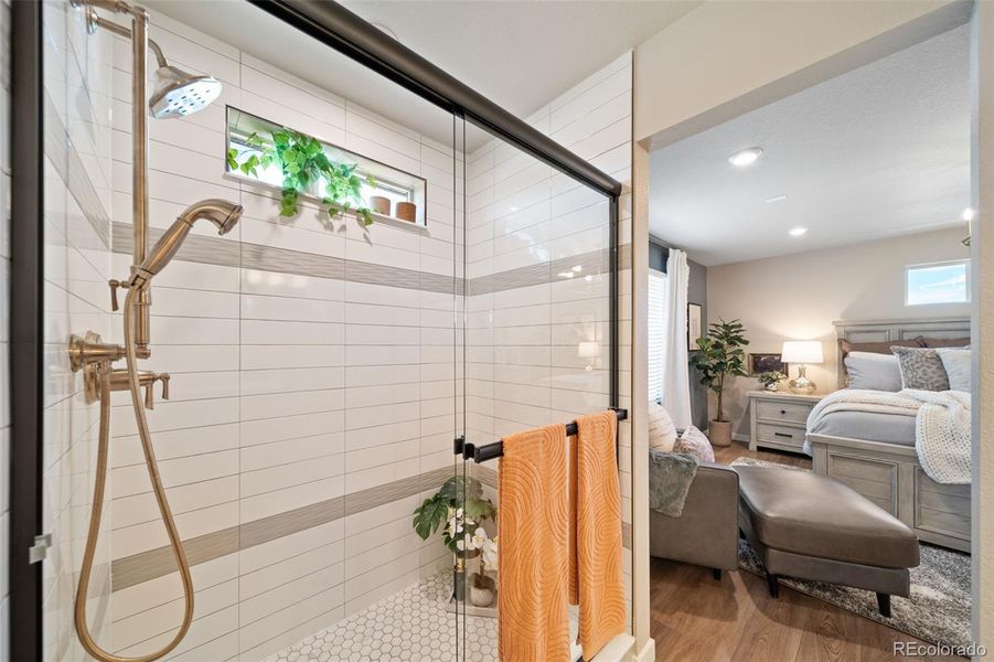 Furnished interior view inside a new home in , Aurora (Image 44).