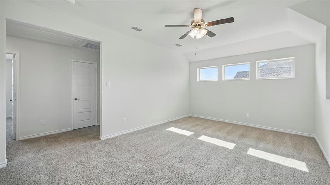 Spacious, unfurnished interior of a new home in Liberty Crossing, Royse City (Image 19). Spacious, unfurnished interior of a new home in Liberty Crossing, Royse City (Image 19).
