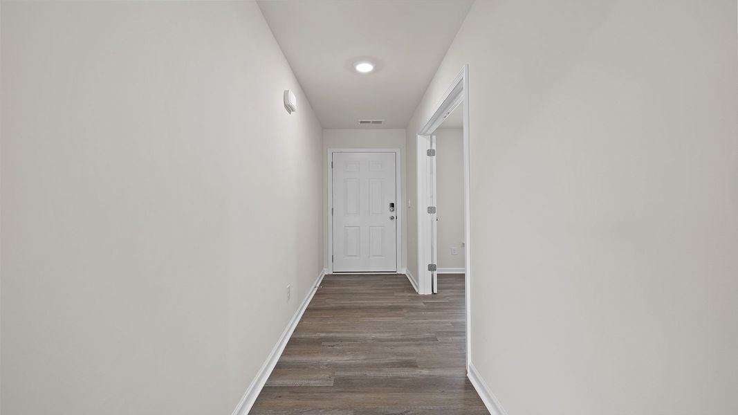 Spacious, unfurnished interior of a new home in Treemont Commons, Wellford (Image 14).