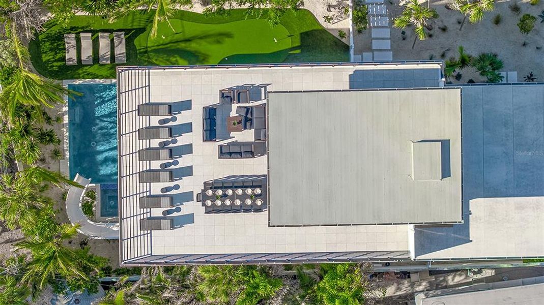 Image 32 of a home in . Image 32 of a home in .