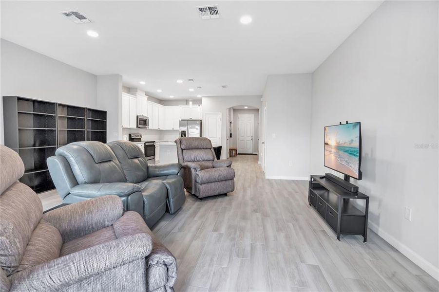 Furnished interior view inside a new home in , Oviedo (Image 14).