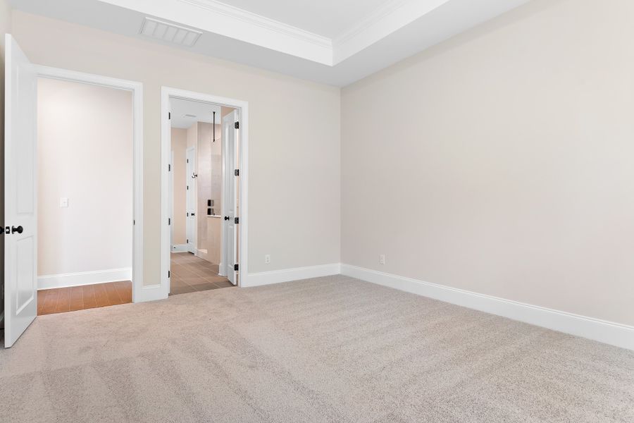 Spacious, unfurnished interior of a new home in Wildbrook, Denver (Image 21).