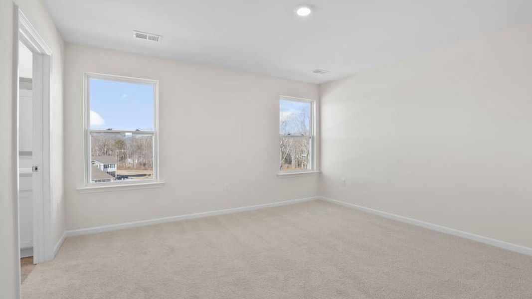 Spacious, unfurnished interior of a new home in Woodhaven, Spartanburg (Image 24). Spacious, unfurnished interior of a new home in Woodhaven, Spartanburg (Image 24).