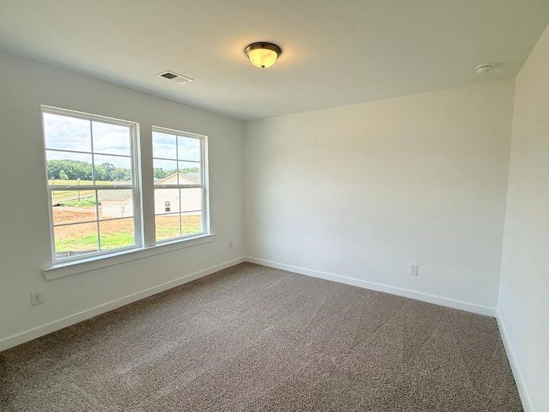 Spacious, unfurnished interior of a new home in Westlyn, Winder (Image 13).