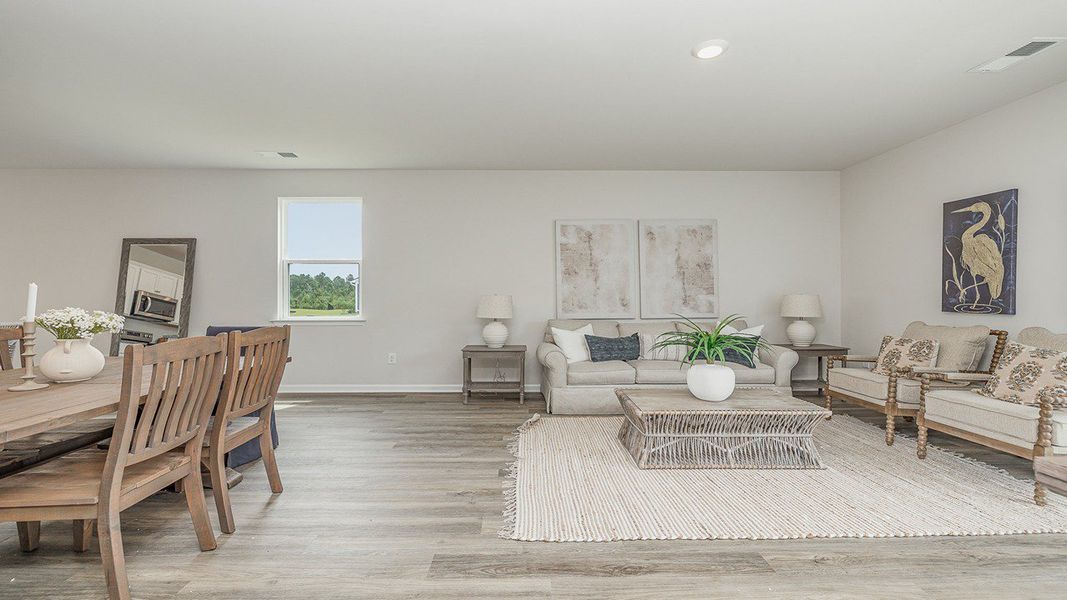 Representative furnished interior of a home built from the Wren by D.R. Horton in Elmhurst Place, Conway (Image 6).