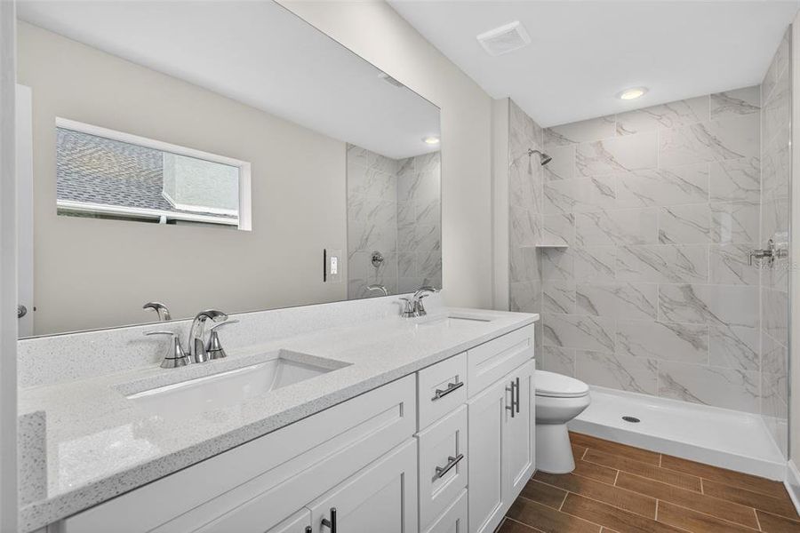 Furnished interior view inside a new home in , Port Charlotte (Image 6).