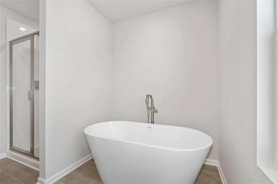 Close-up of interior finishes inside a home in Parkway James, Snellville (Image 6).