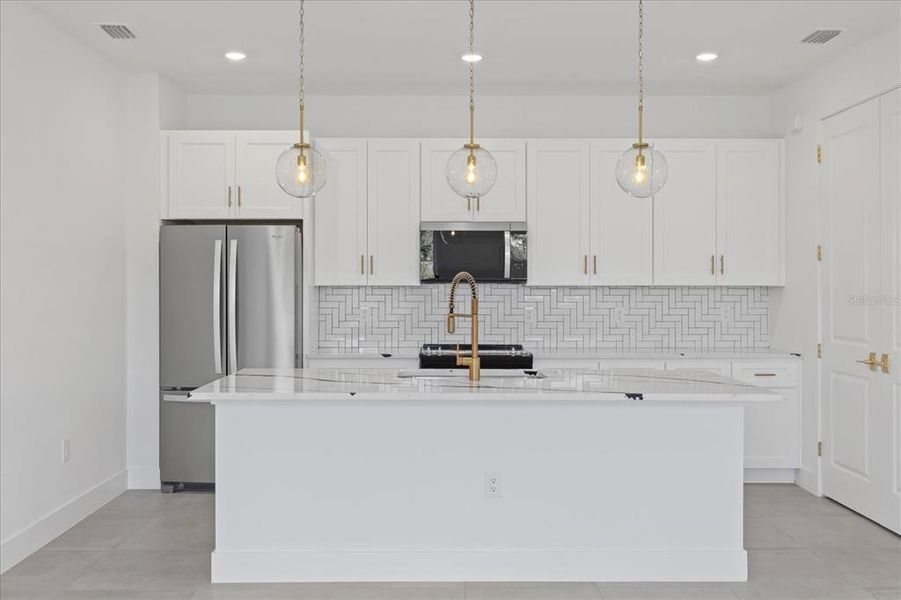 Furnished interior view inside a new home in , Punta Gorda (Image 6). Furnished interior view inside a new home in , Punta Gorda (Image 6).