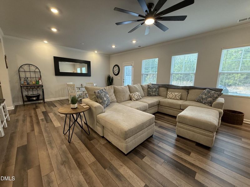 beyc69d67179df3eb beyc69d67179df3eb