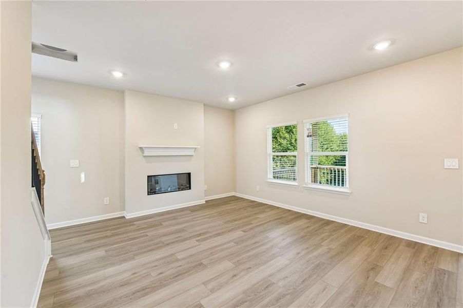 Spacious, unfurnished interior of a new home in Hemingway - Reserve Series, Cumming (Image 35). Spacious, unfurnished interior of a new home in Hemingway - Reserve Series, Cumming (Image 35).