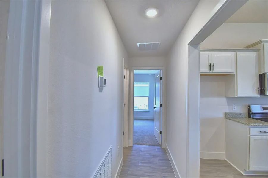 Spacious, unfurnished interior of a new home in Lake Juliana Estates, Auburndale (Image 22).