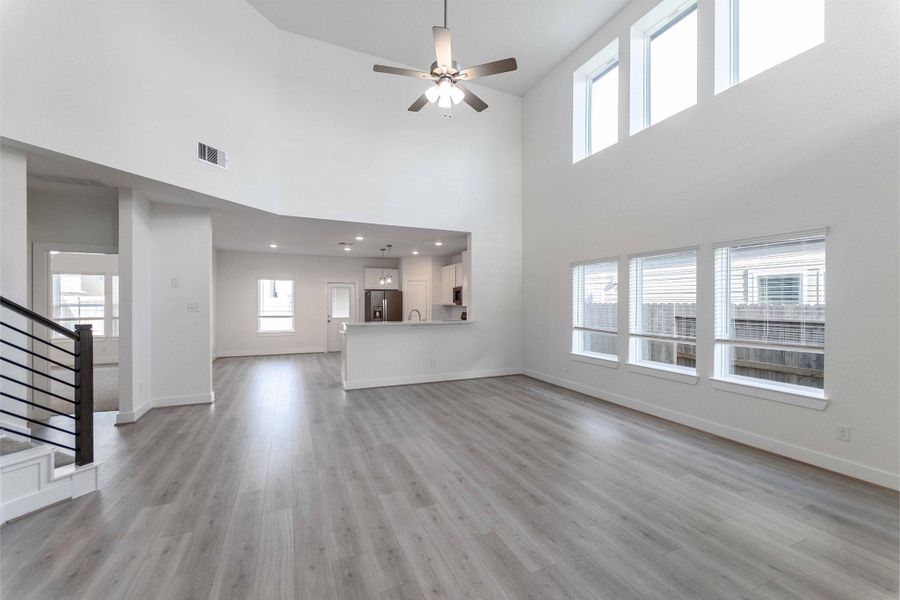 Spacious, unfurnished interior of a new home in Colony at Pinehurst, Pinehurst (Image 8).