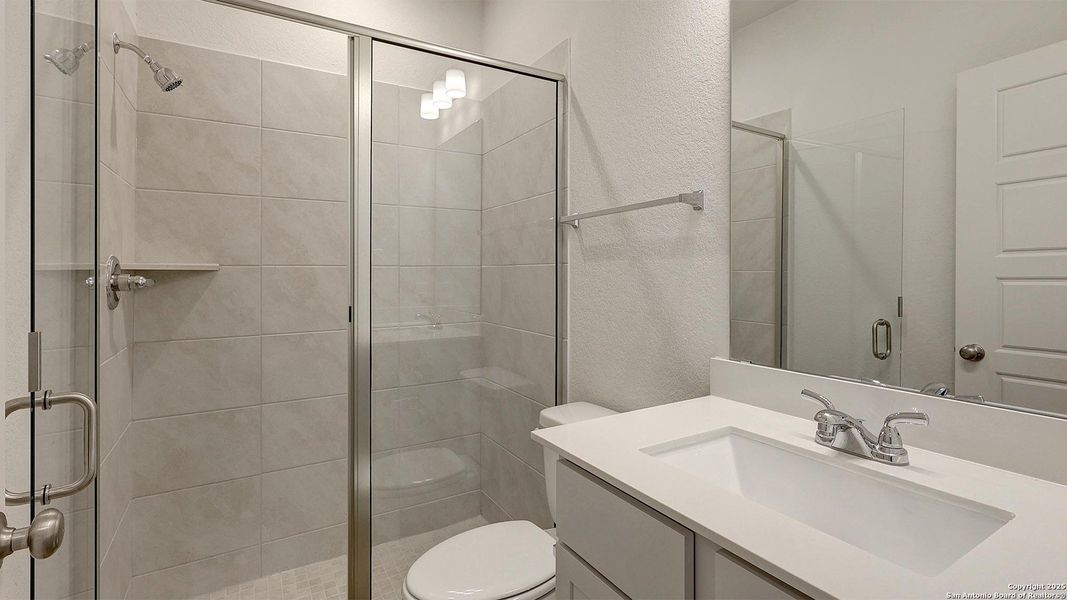 Furnished interior view inside a new home in Veranda 40', San Antonio (Image 9). Furnished interior view inside a new home in Veranda 40', San Antonio (Image 9).