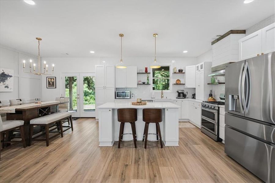 Furnished interior view inside a new home in , Atlanta (Image 9).