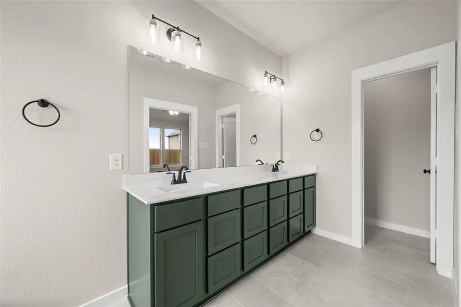 24_6900 Deadwood- Primary Suite-4 24_6900 Deadwood- Primary Suite-4