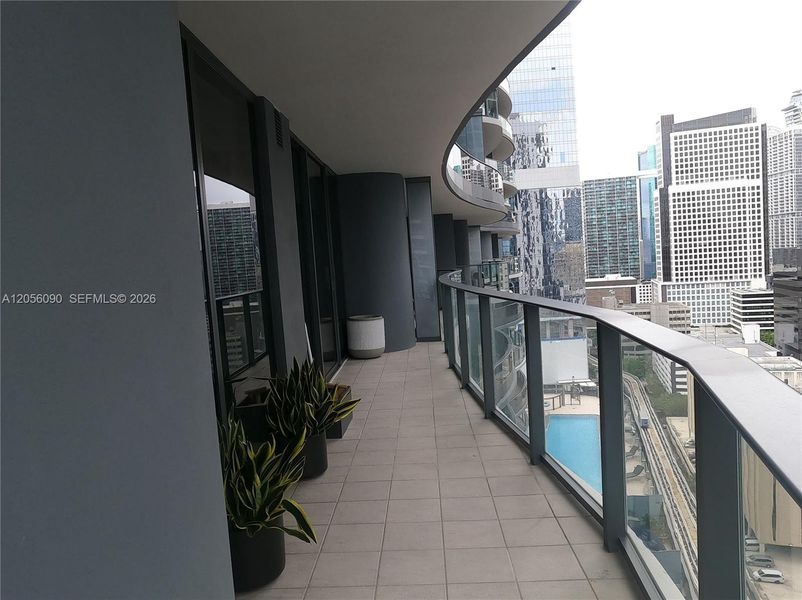 Condo located in Miami, FL showcasing its design and architecture (Image 3). Condo located in Miami, FL showcasing its design and architecture (Image 3).