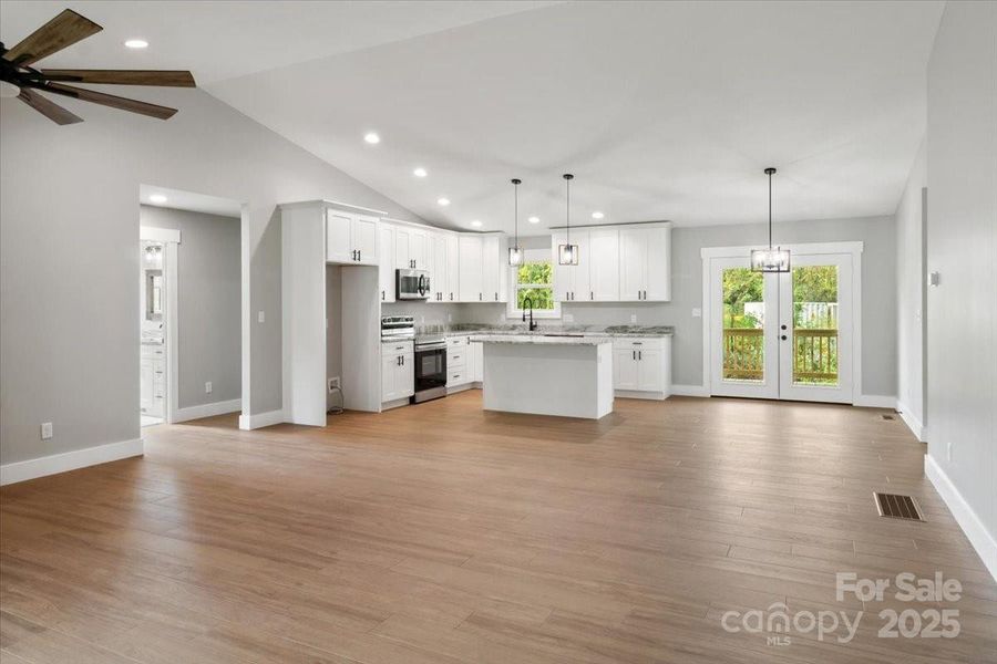 Spacious, unfurnished interior of a new home in , Marshall (Image 23).