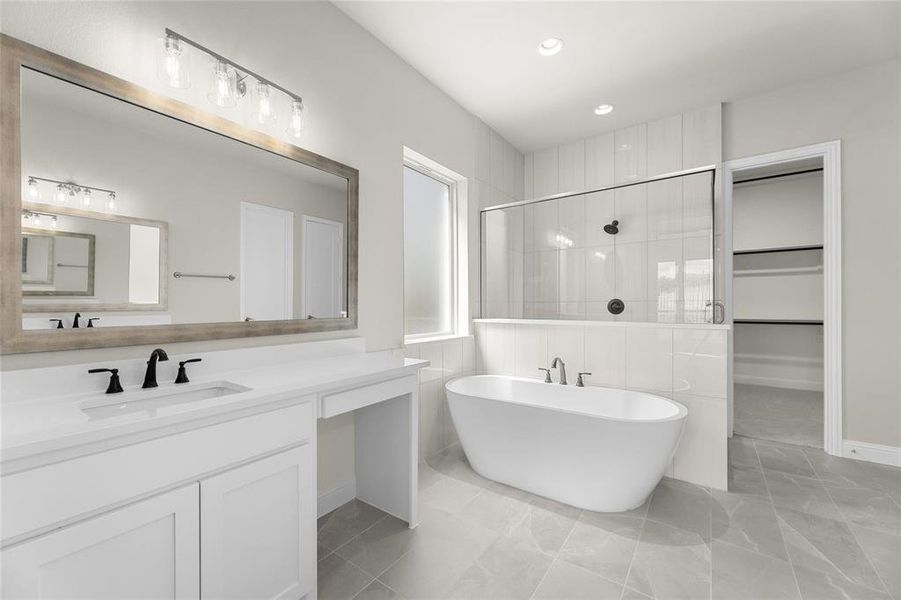 4524 Sky Harbor  Bath