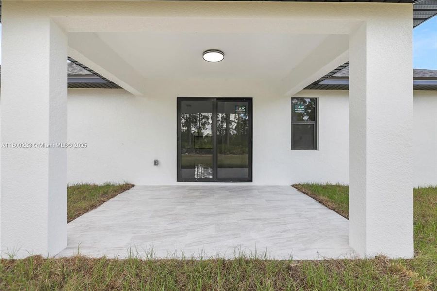 Exterior details and patio area of a home in , Lehigh Acres (Image 3). Exterior details and patio area of a home in , Lehigh Acres (Image 3).
