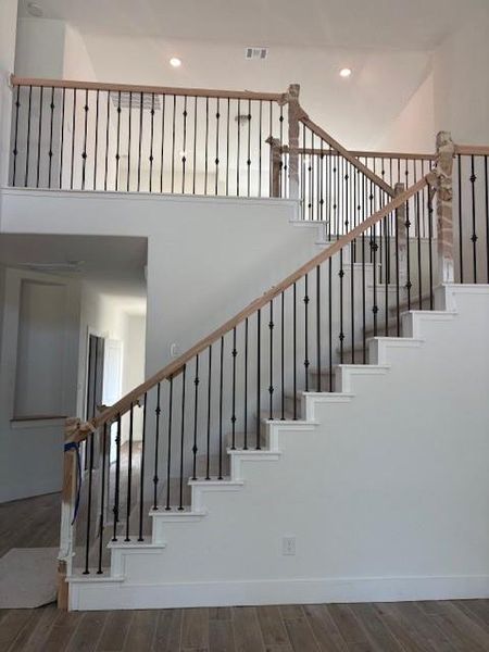 Spacious, unfurnished interior of a new home in Sanctuary, Salado (Image 17).