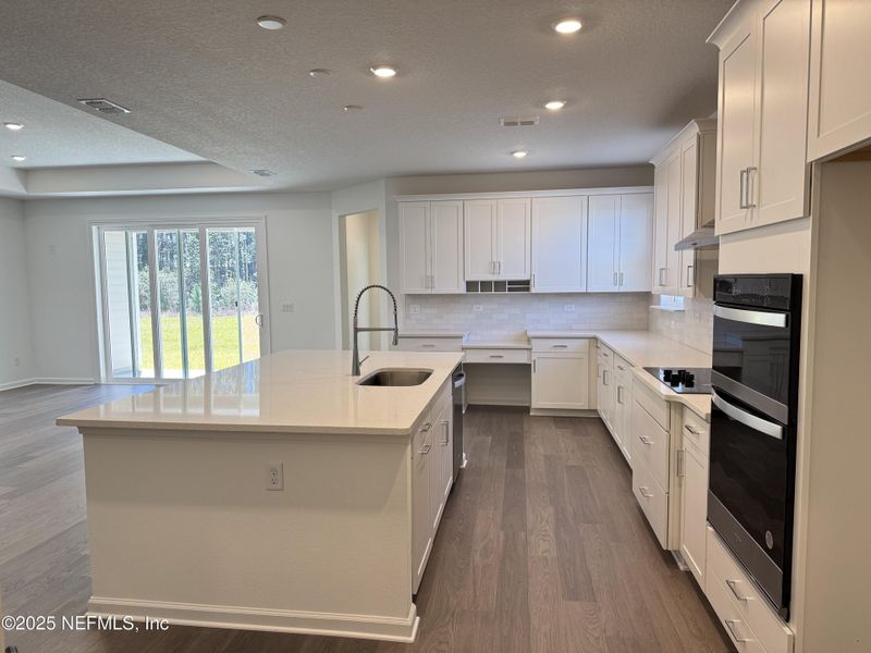 Furnished interior view inside a new home in , Green Cove Springs (Image 6).