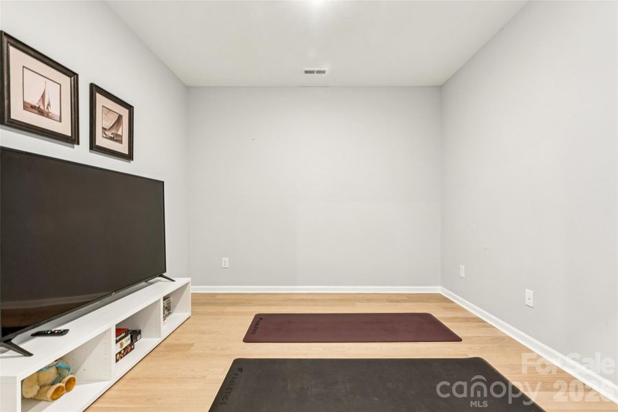 Spacious, unfurnished interior of a new home in , Fort Mill (Image 24).