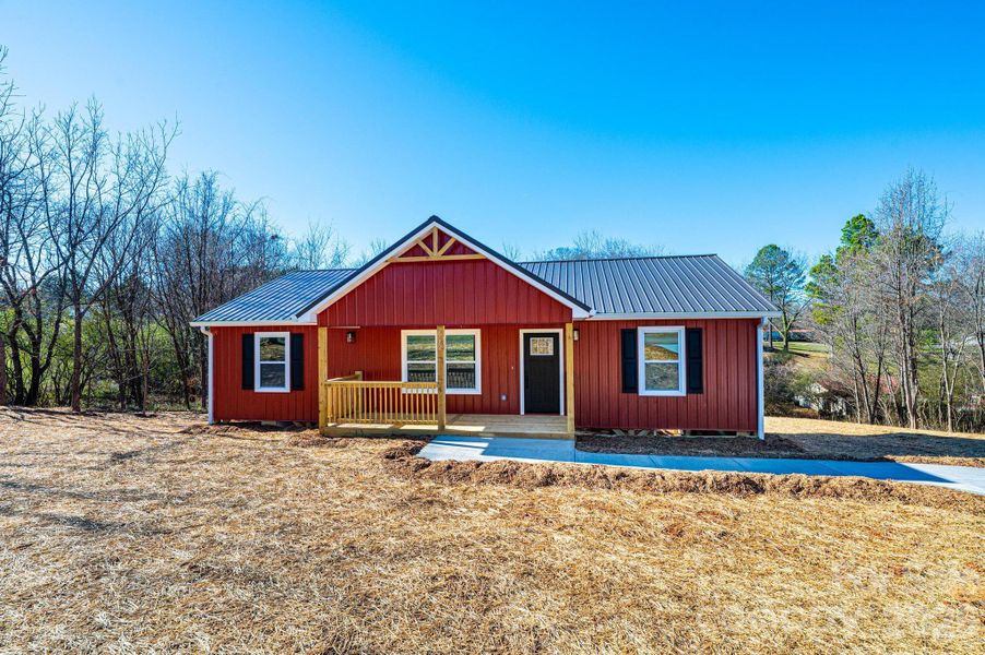 Exterior details and patio area of a home in , Connelly Springs (Image 24).