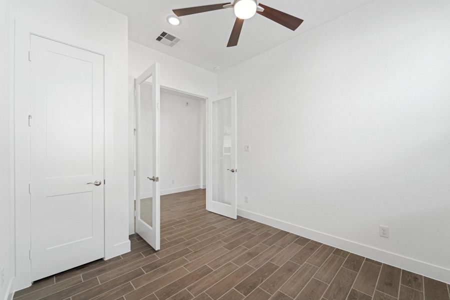 REPRESENTATIVE PHOTO REPRESENTATIVE PHOTO