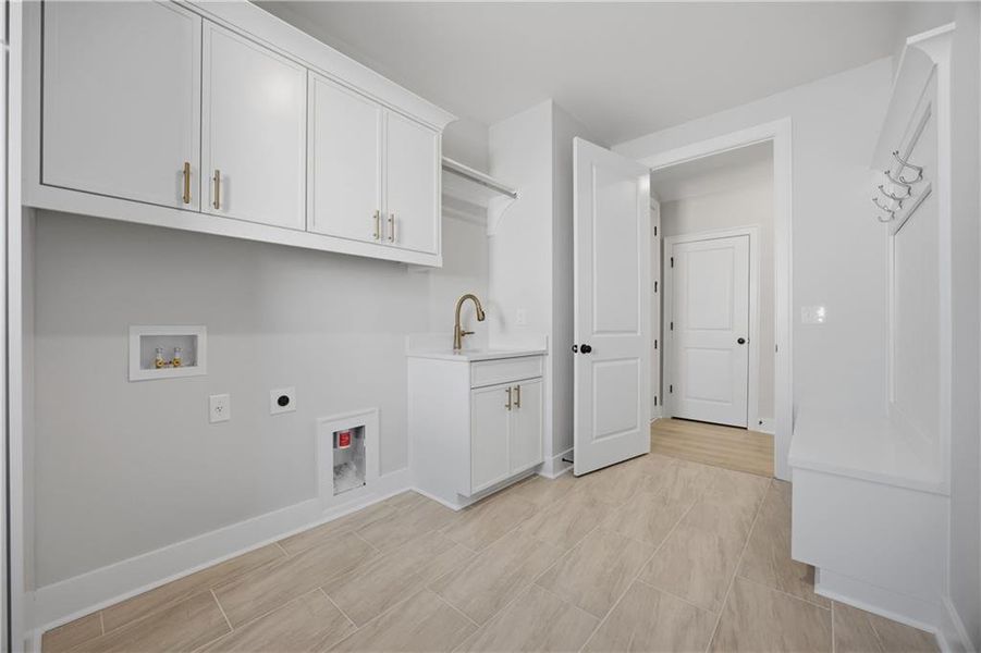 Spacious, unfurnished interior of a new home in Yellowstone Farms, Cumming (Image 29).