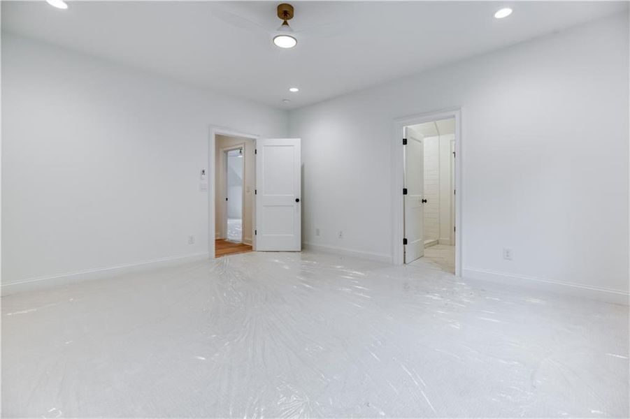 Spacious, unfurnished interior of a new home in , Covington (Image 35).