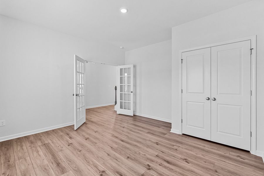 Spacious, unfurnished interior of a new home in Brayden, Advance (Image 31).